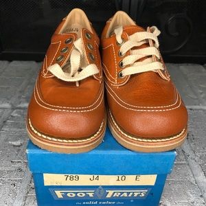 Vintage Foot Traits Boys Ruggies Size 10 E Antique